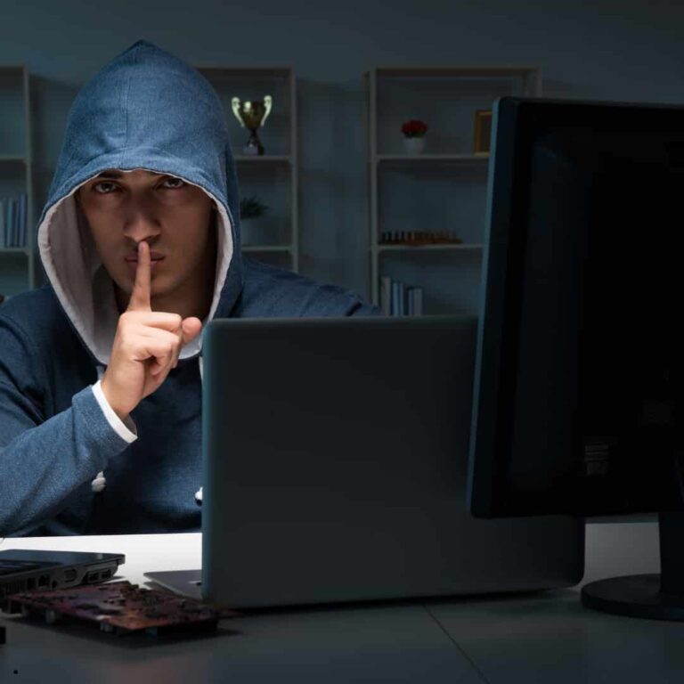 Robo De Identidad Telefónica